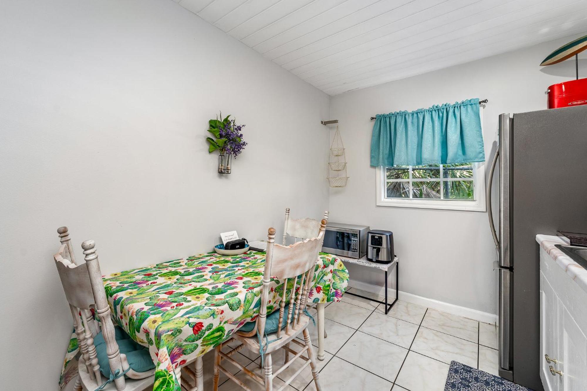 Apartment Lovely 2br *